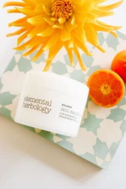 Elemental Herbology Skin Resurfacing Multi-Acid Facial Pads 40X2g 3 Elemental Herbology Skin Resurfacing Multi-Acid Facial Pads 40X2g -Kérastase || Clinique Sales SkinResurfacingPads3